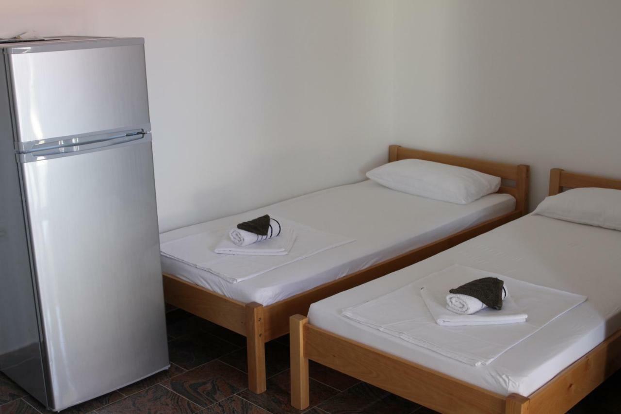 Apartmani Subasic Pag Town Eksteriør billede